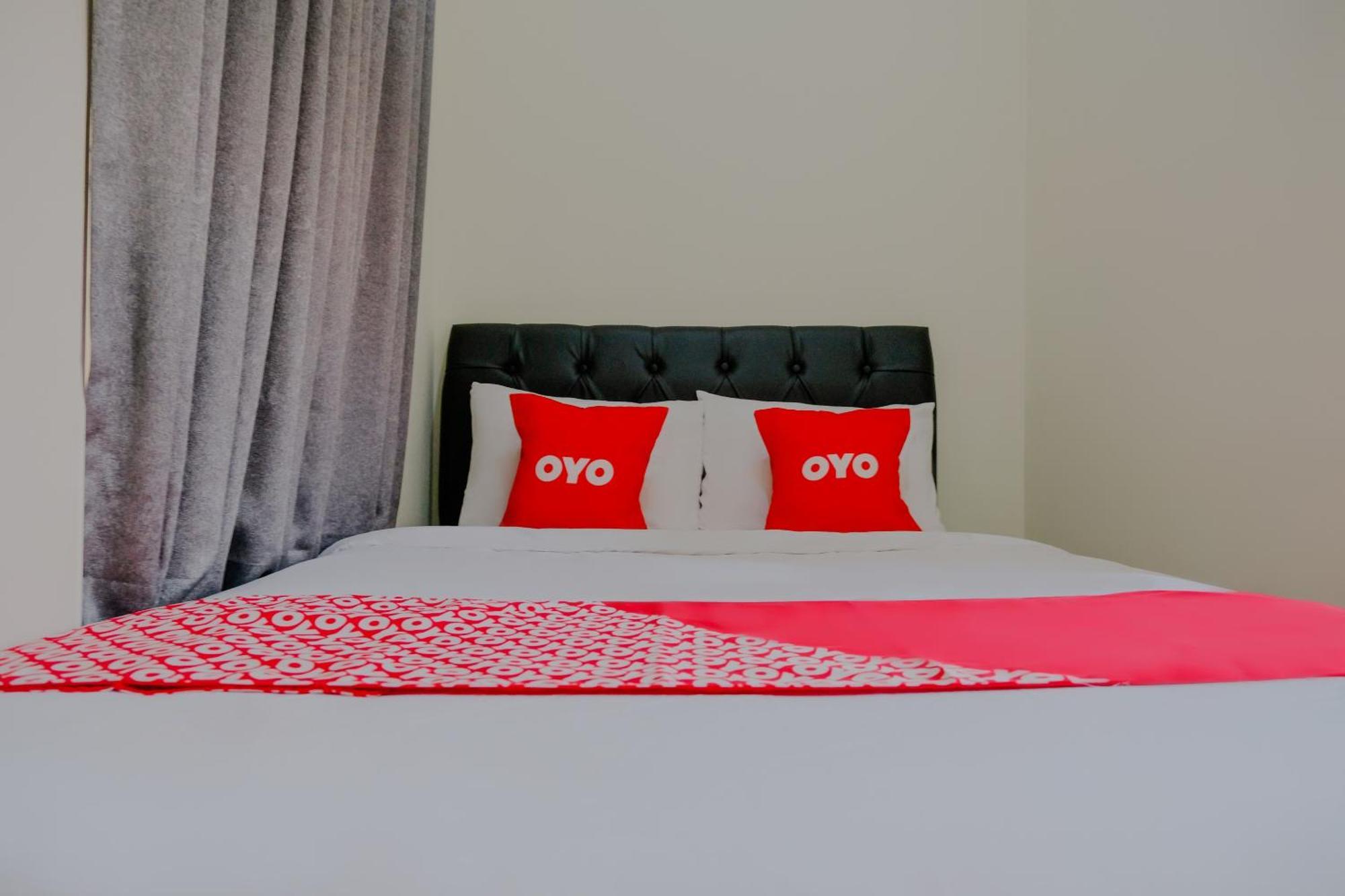 Oyo 2376 Tiara Family Residence Batu  Exterior photo